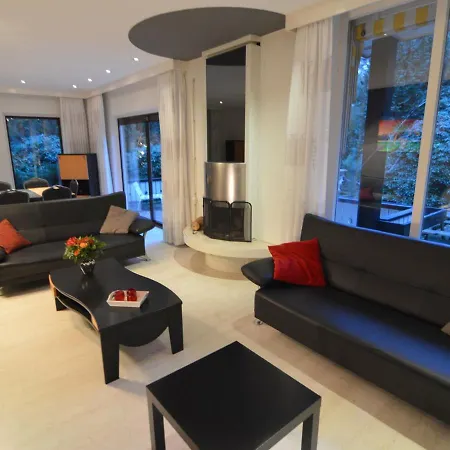 Cosy In The Middle Of Woods In Villa