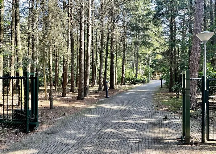 ヴィラ Family W Trampoline, Pool