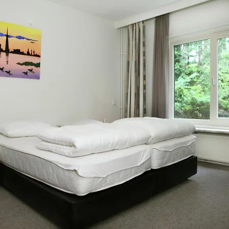 Family W Trampoline, Pool * Doornspijk